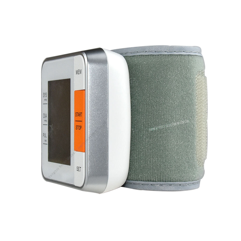 🩺 Wrist Blood Pressure Monitor — Model W02